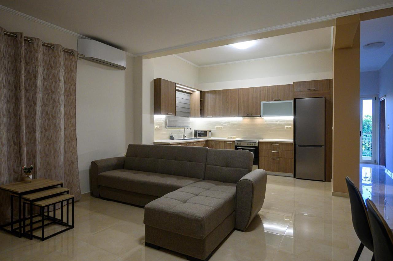 KV Apartments Kalamata Bagian luar foto